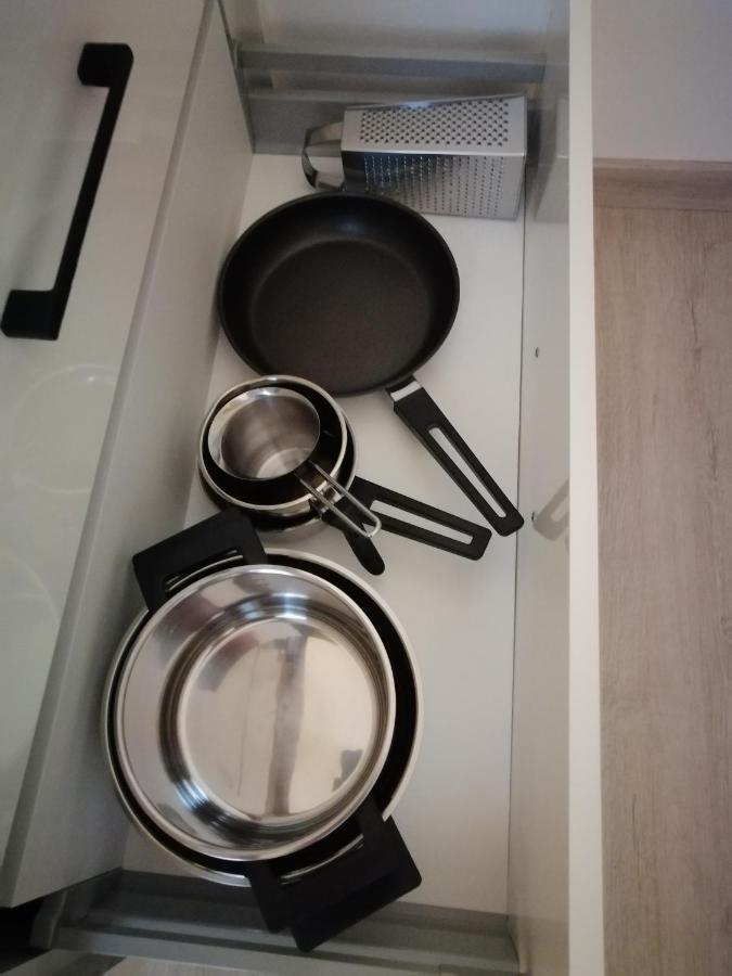 Evita Apartment カルロヴァッツ エクステリア 写真