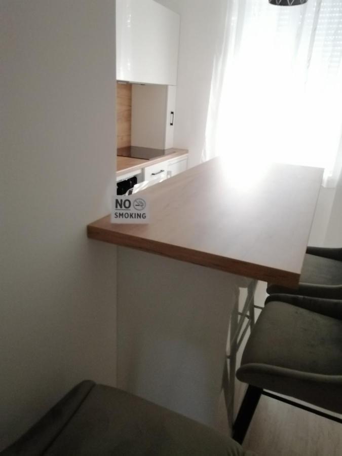 Evita Apartment カルロヴァッツ エクステリア 写真