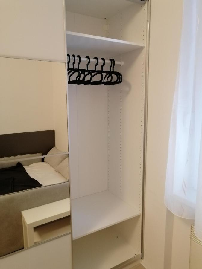 Evita Apartment カルロヴァッツ エクステリア 写真